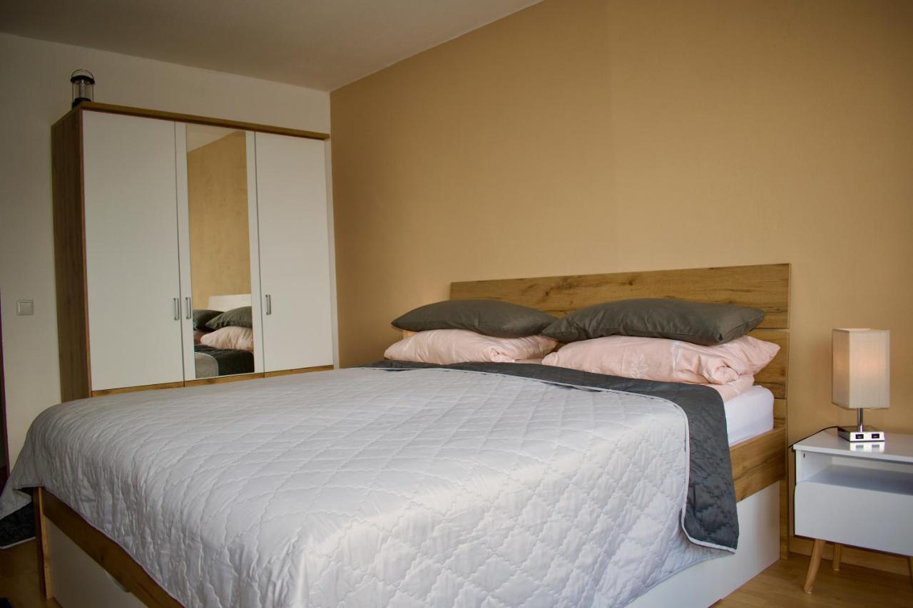 Appartement Mit Herrlicher Aussicht Uebers Murgtal Baiersbronn Bagian luar foto