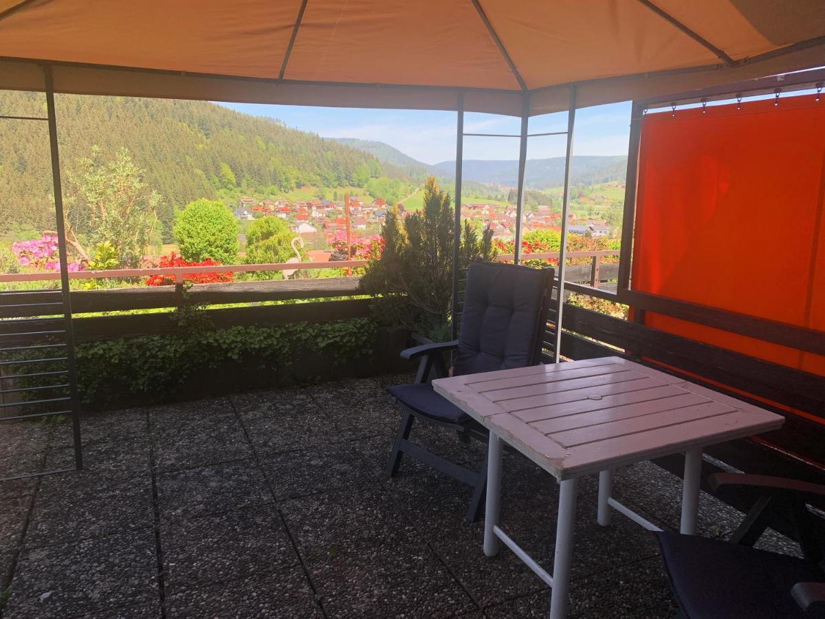 Appartement Mit Herrlicher Aussicht Uebers Murgtal Baiersbronn Bagian luar foto